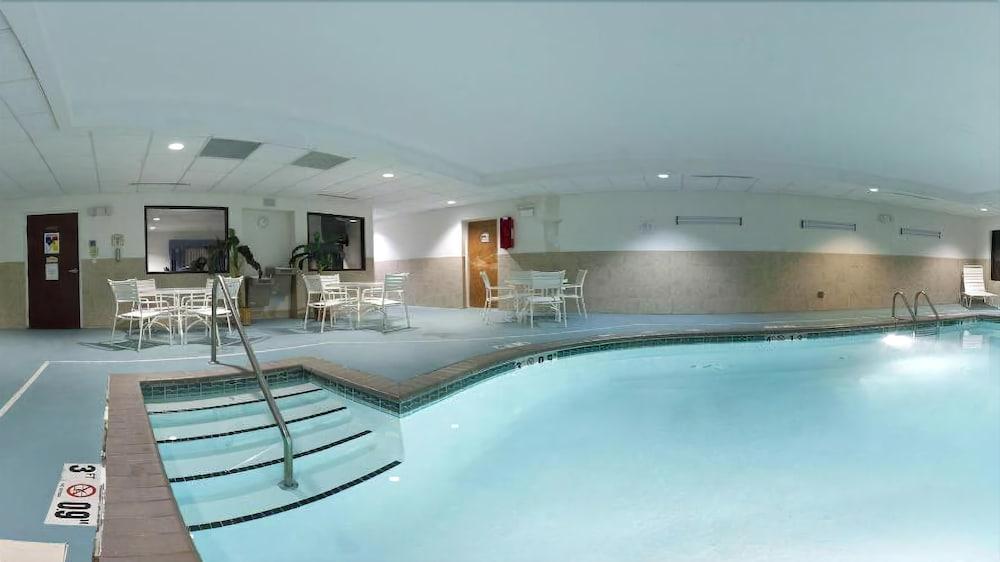 Holiday Inn Express & Suites Chesapeake By Ihg Eksteriør bilde